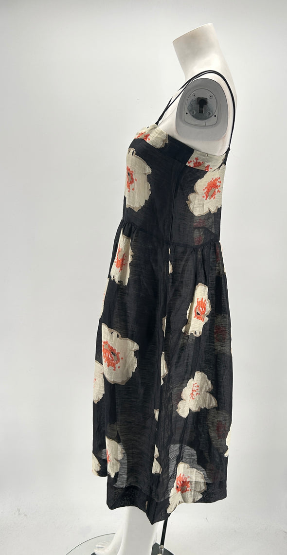 Robe noire à imprimé floral en lin