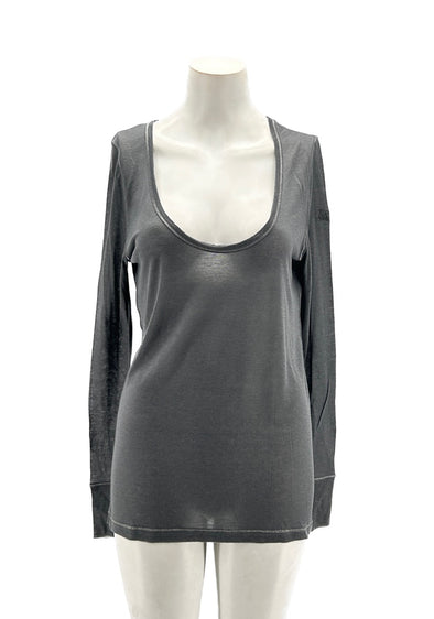 Top gris à manches longues