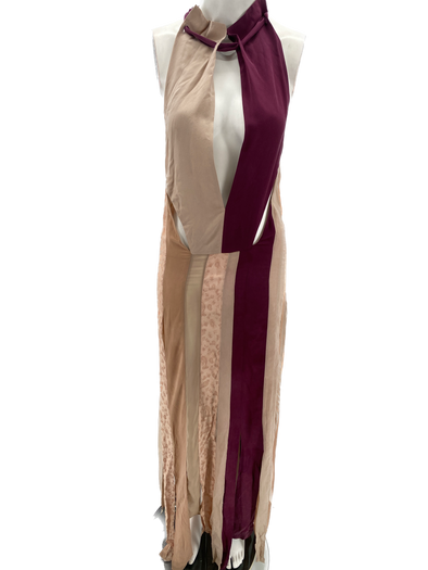 Robe longue en soie beige et bordeaux