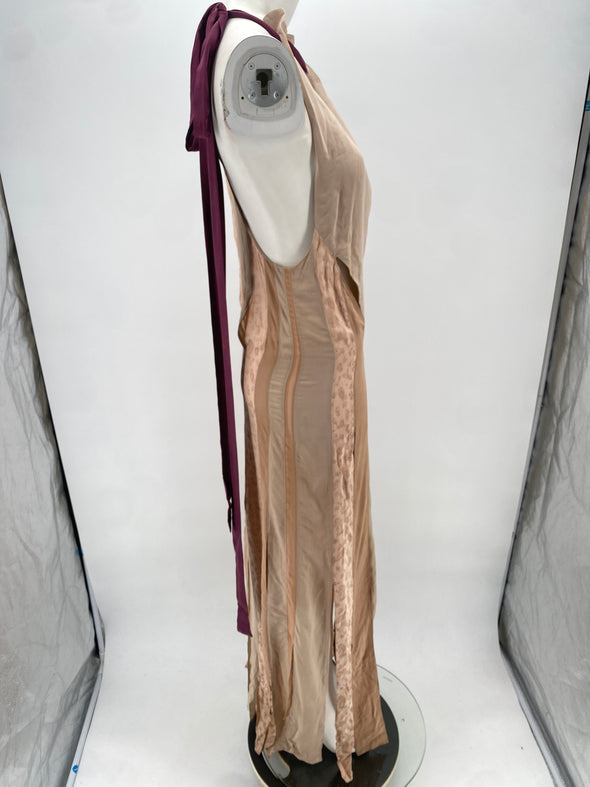 Robe longue en soie beige et bordeaux