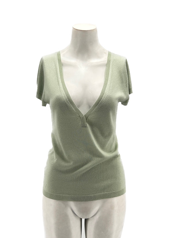 T-shirt vert en soie à décolleté "Pandore"