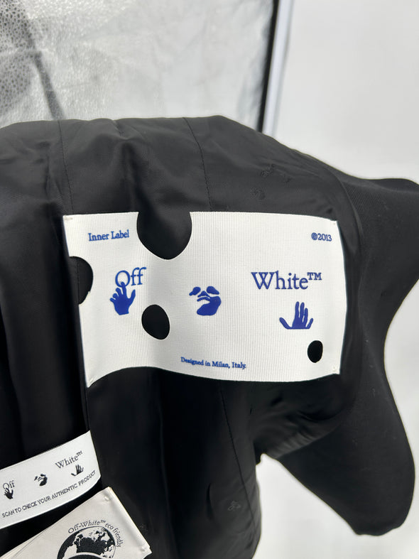 Gilet de costume noir avec imprimés au dos