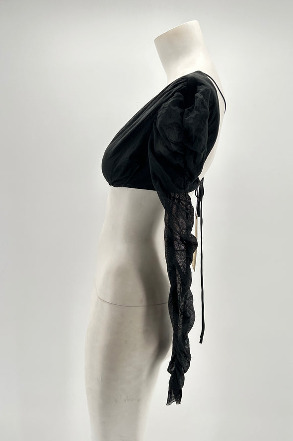 Crop top noir à manches longues "Evangeline"