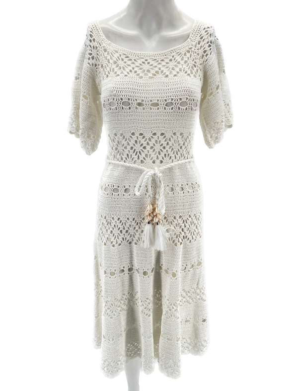 Robe blanche en crochet