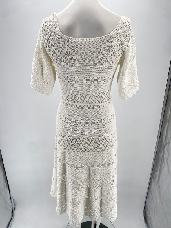 Robe blanche en crochet