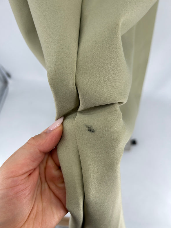 Robe satinée verte