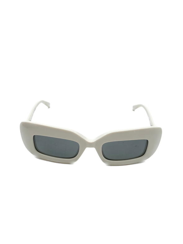 Lunettes de soleil blanches