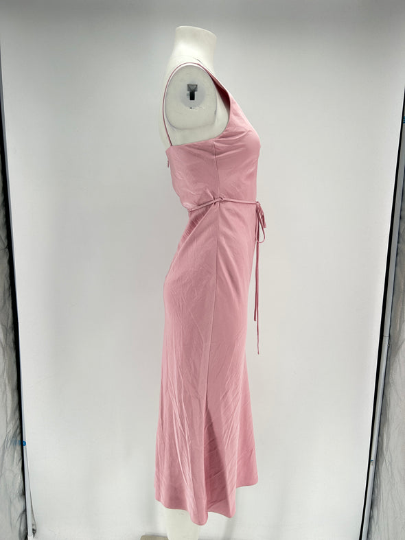 Robe satinée rose