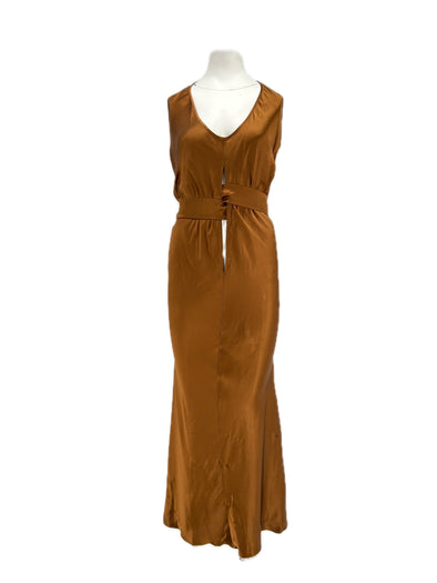 Robe satinée marron