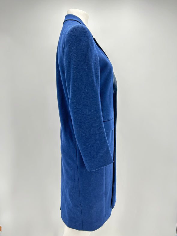 Manteau bleu en laine et cachemire