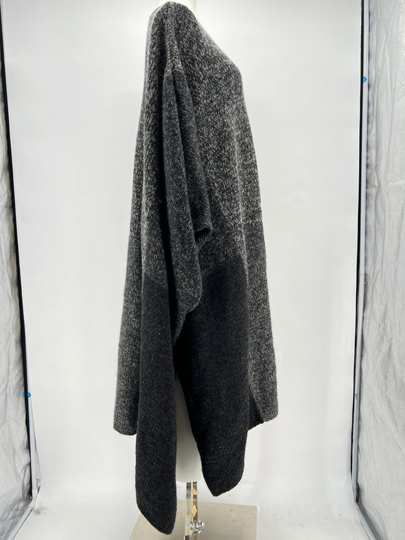 Poncho en cachemire gris