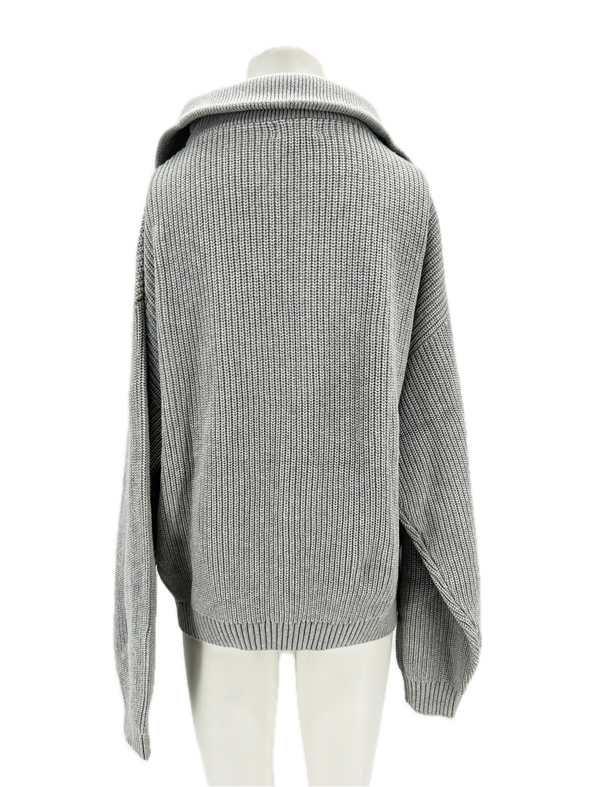 Pull gris