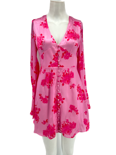 Robe rose à fleurs