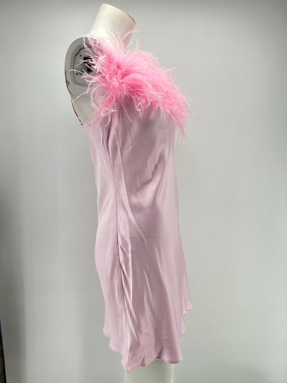 Robe rose à plumes