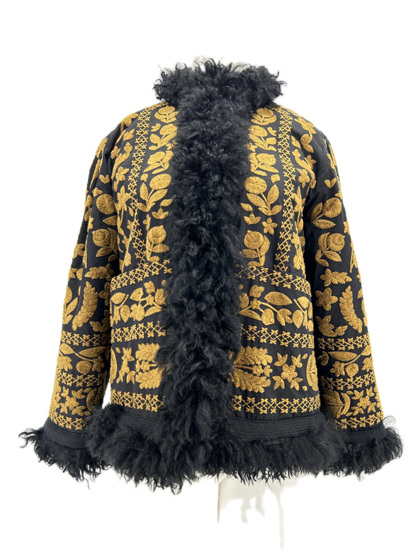 Veste noire brodée