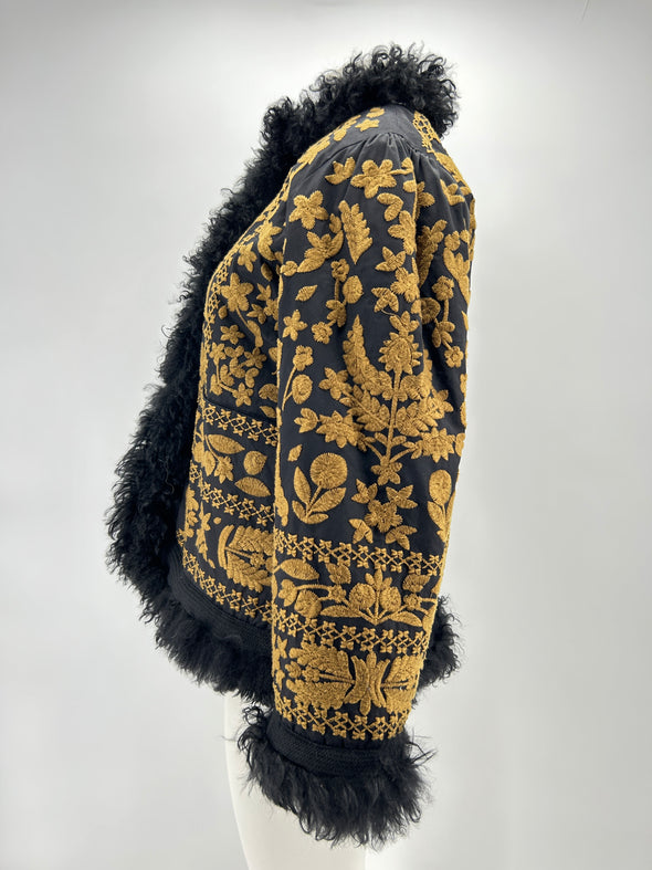 Veste noire brodée
