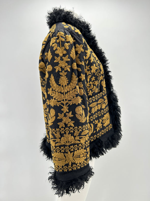 Veste noire brodée