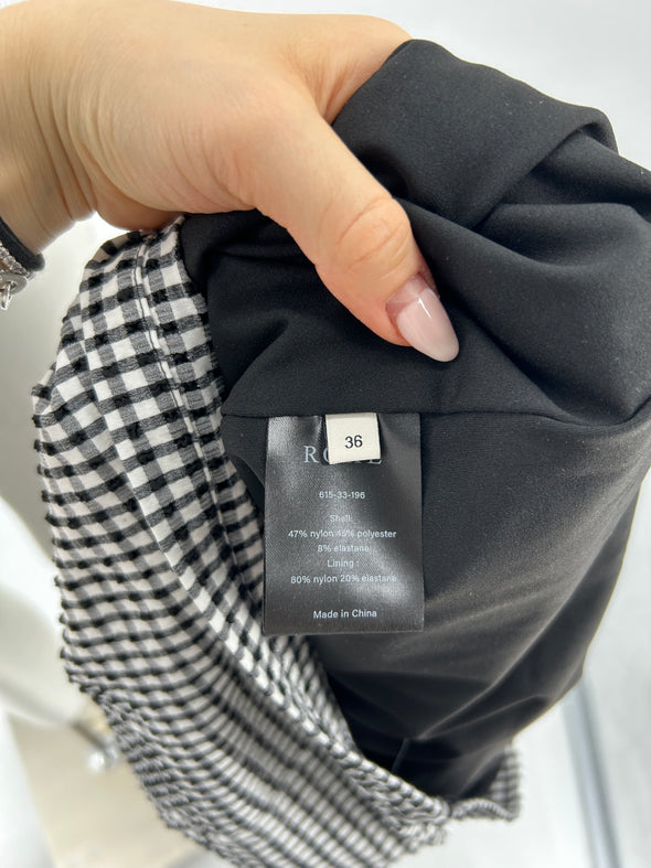 Robe à carreaux