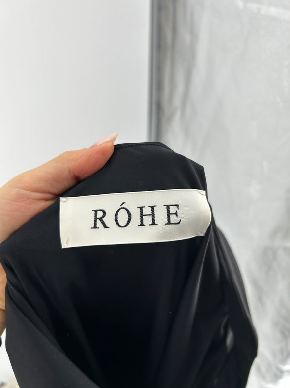 Robe noire