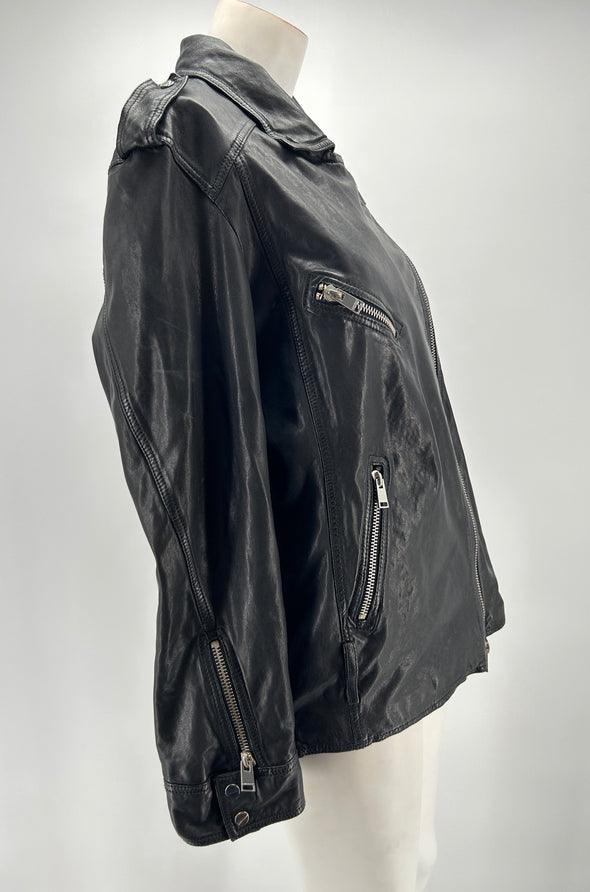 Veste en cuir noir zippée