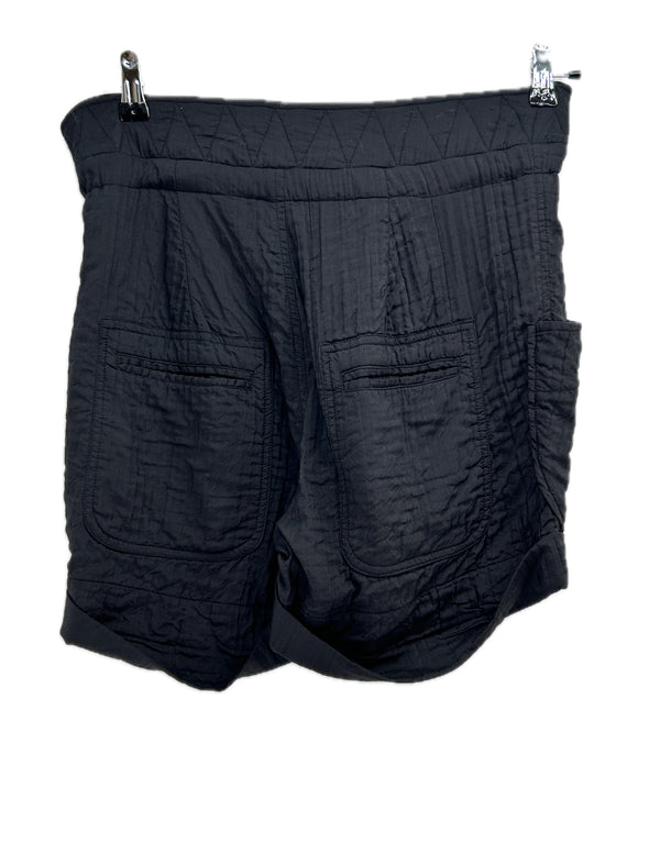 Short noir
