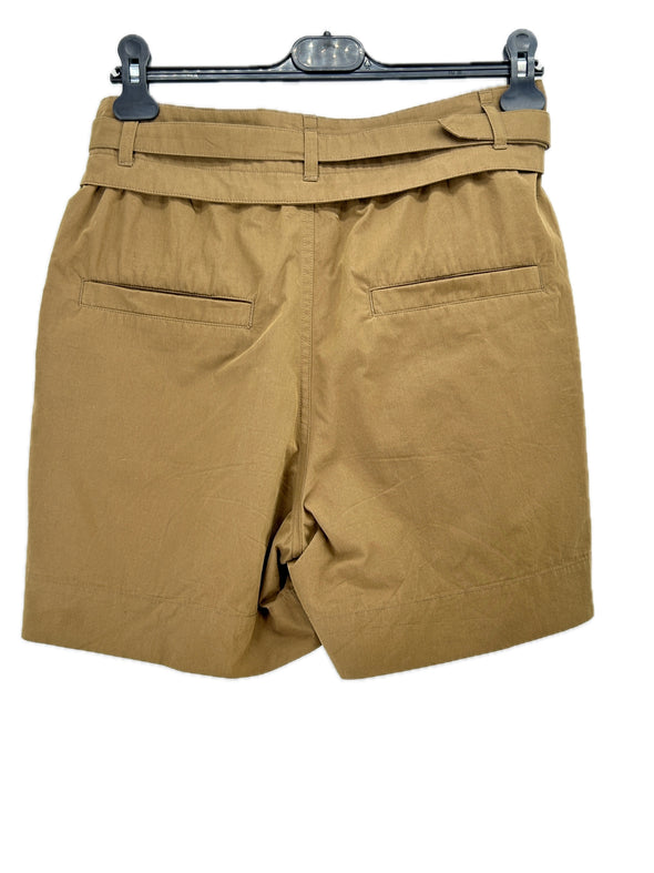 Short camel
