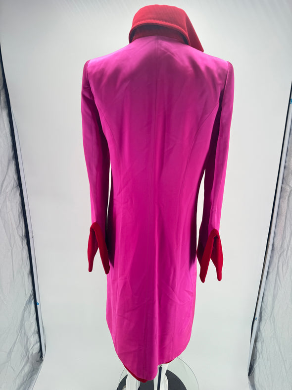 Manteau rose et rouge