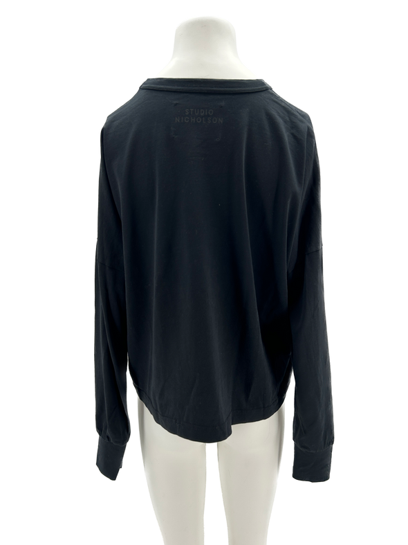 T-shirt noir à manches longues