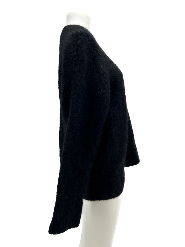 Pull noir en laine