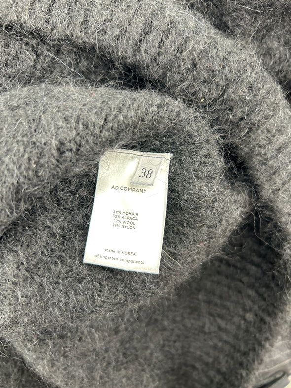 Pull noir en laine