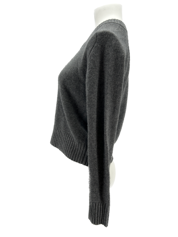 Pull gris à col V en cachemire