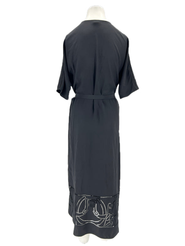 Robe satinée noire