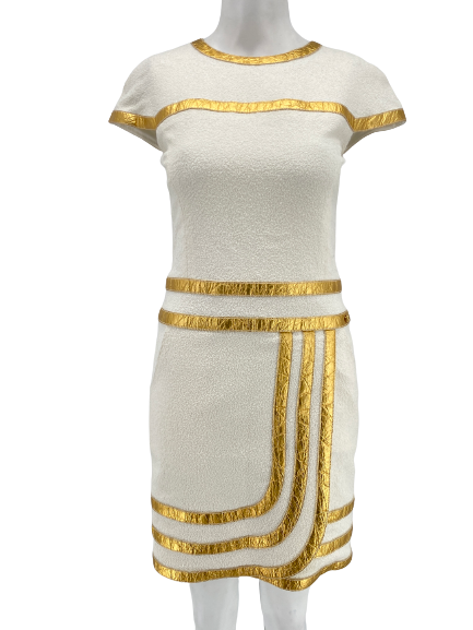 Robe de cocktail en cuir doré