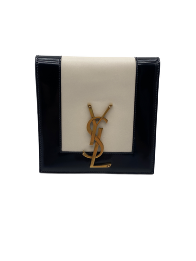 Mini pochette en cuir vernis