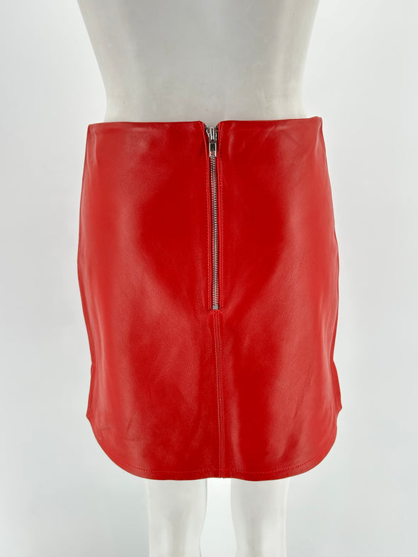 Jupe rouge en cuir