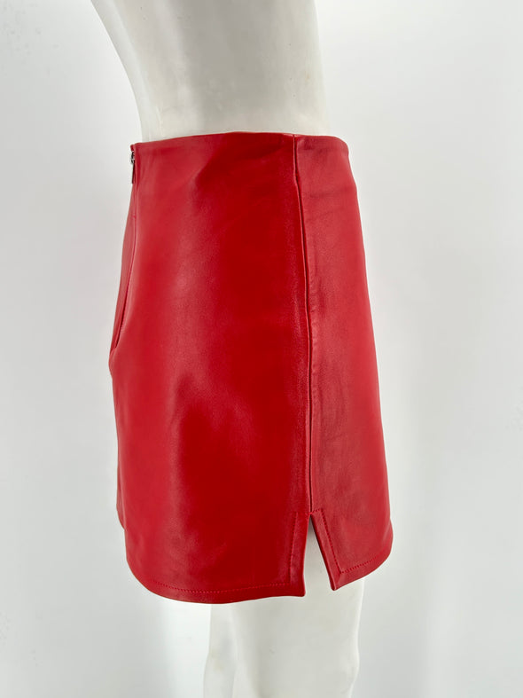 Jupe rouge en cuir