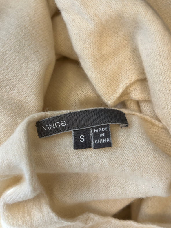 Top en cachemire crème