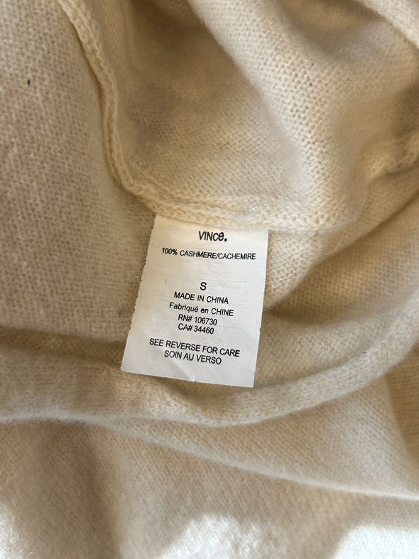 Top en cachemire crème