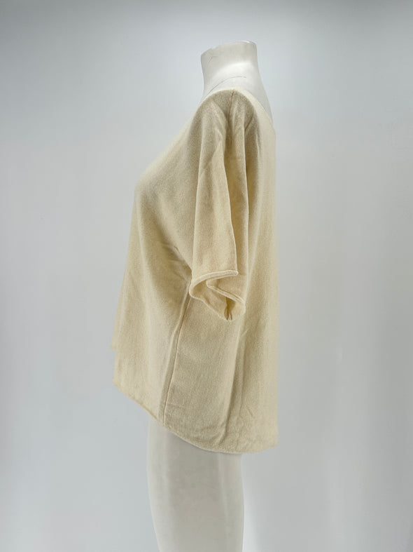 Top en cachemire crème