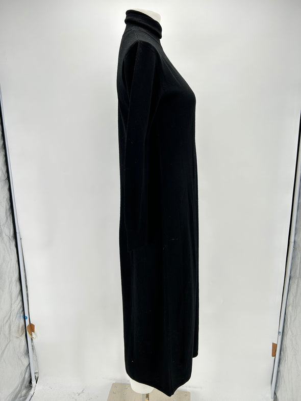 Robe en laine noire