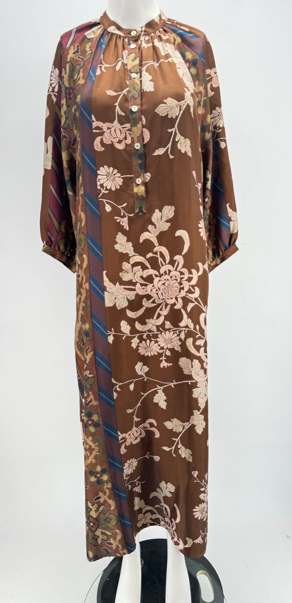 Robe longue marron imprimée fleurs