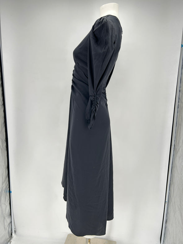 Robe en soie noire