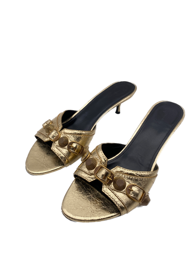 Sandales en cuir métallisé "Cagole"