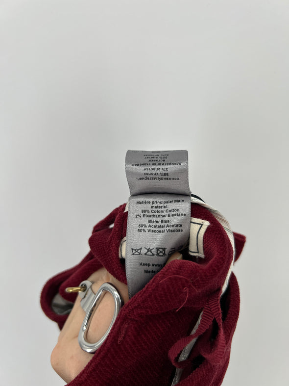 Pantalon en velours rouge