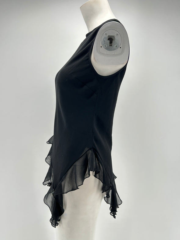 Top noir asymétrique à volants