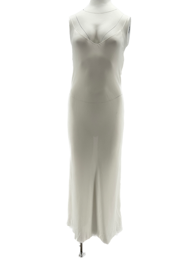 Robe blanche en soie