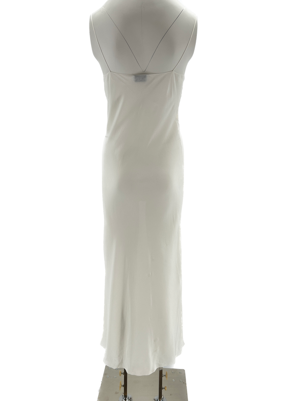 Robe blanche en soie