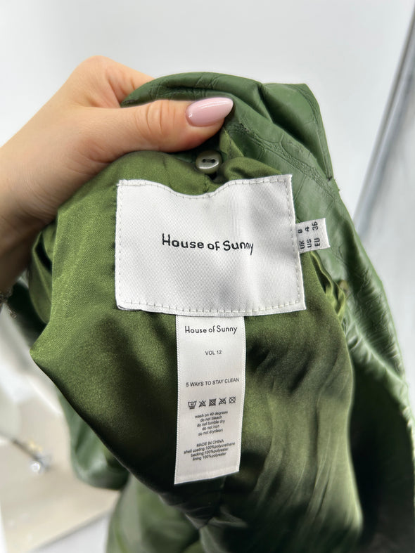 Manteau en cuir synthétique