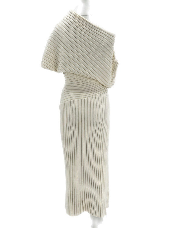 Robe en maille blanche