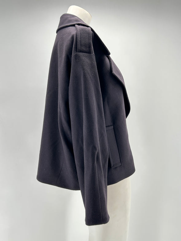 Manteau court noir en laine